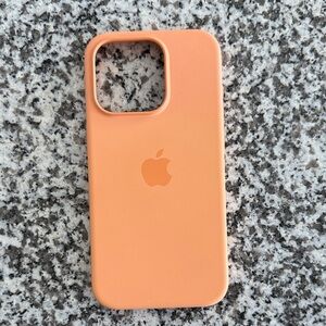 Apple iPhone 15Pro Orange Sorbet Silicone Case